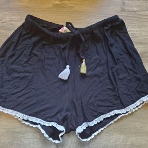 Comfy black lounge shorts